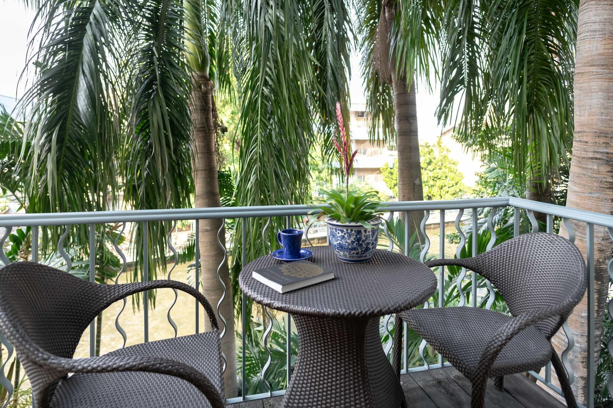 Ariyasom Villa Bangkok Exterior photo