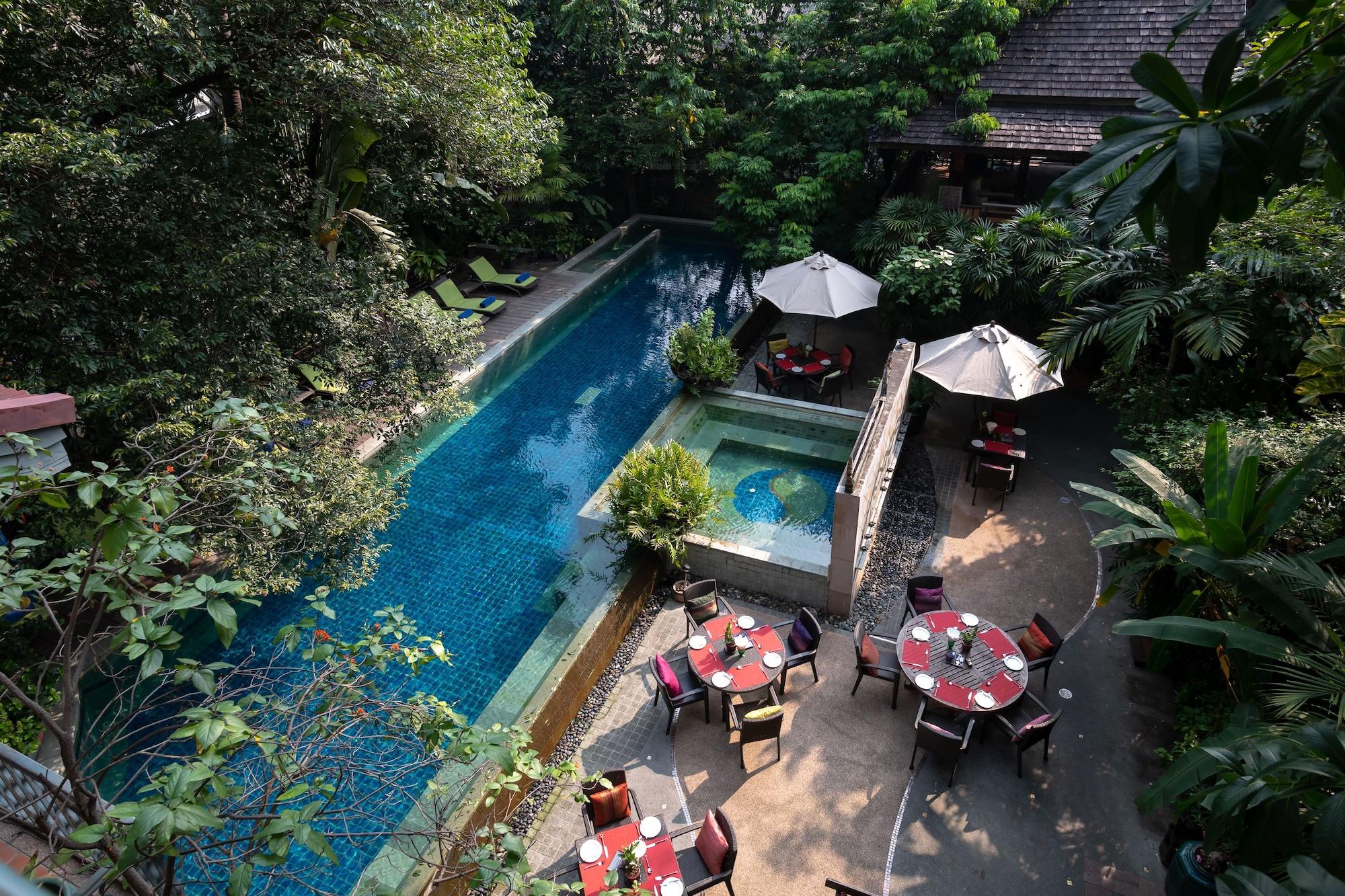 Ariyasom Villa Bangkok Exterior photo