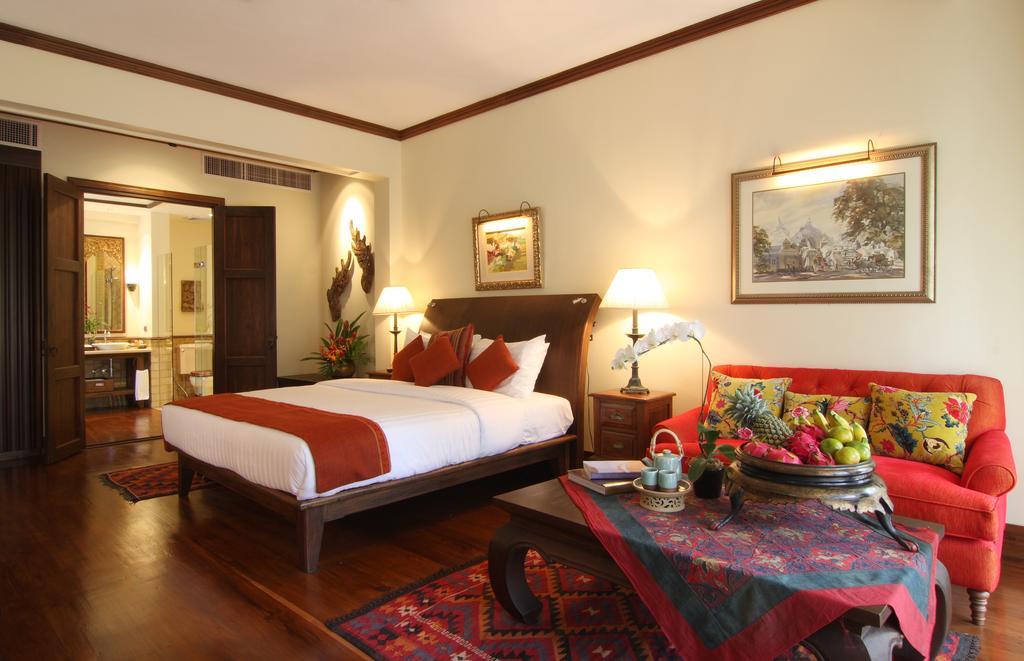 Ariyasom Villa Bangkok Exterior photo