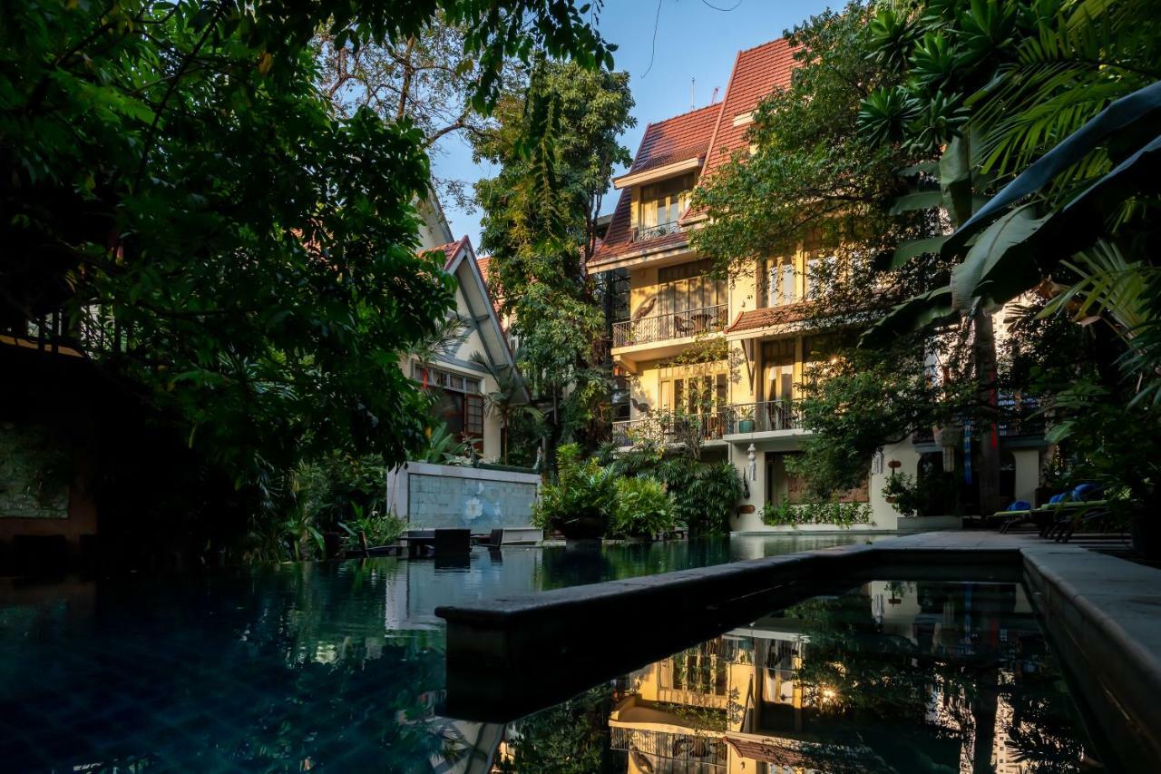 Ariyasom Villa Bangkok Exterior photo
