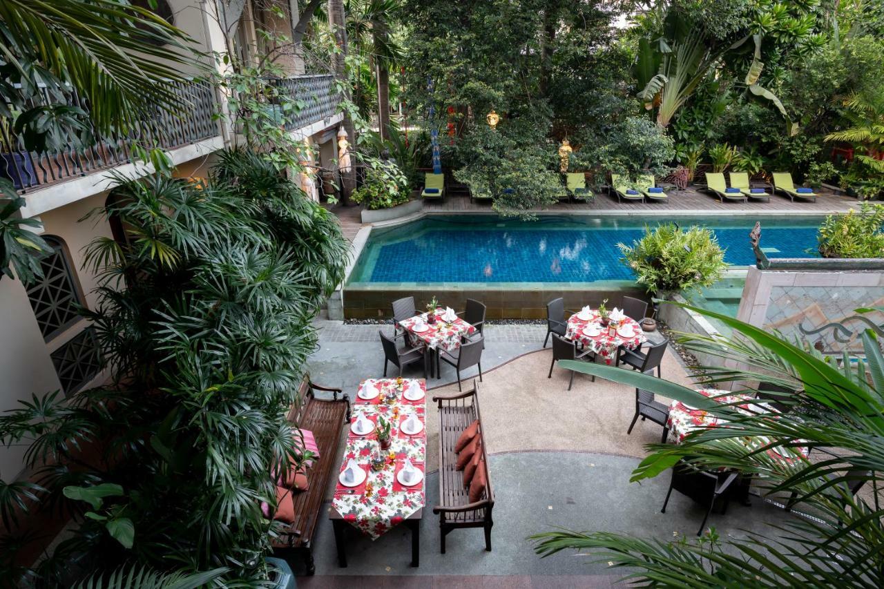 Ariyasom Villa Bangkok Exterior photo